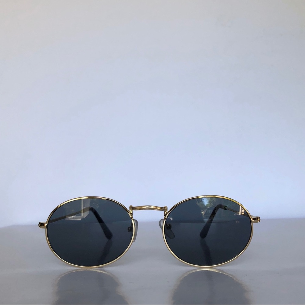 Round Frame Vintage Oval 90s Unisex Sunglasses